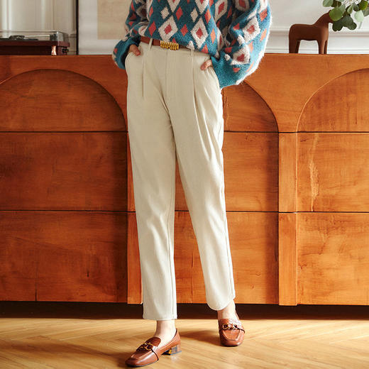 欧芮儿杏色休闲裤女秋冬新款2021高腰显瘦时尚直筒灯芯绒锥形裤子 商品图0