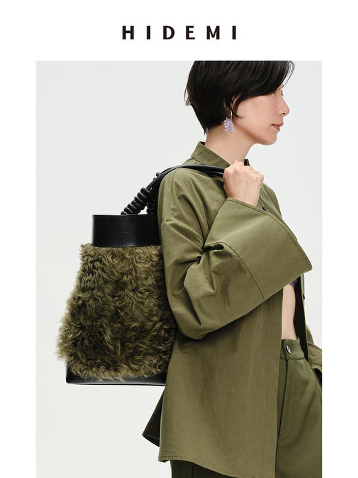 HIDEMI绿色皮草毛毛水桶包中号 商品图4