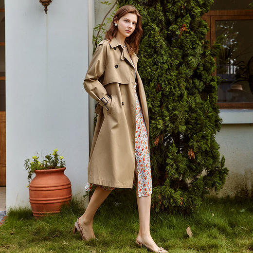 欧芮儿卡其色风衣外套女秋季新款2021宽松过膝中长款双排扣大衣 商品图1