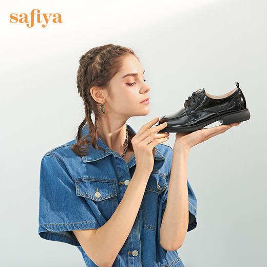 Safiya/索菲娅 女鞋2022年秋季新款英伦娃娃头百搭复古系带小皮鞋 SF23112520 商品图0