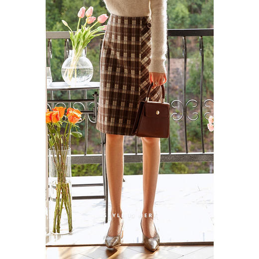 欧芮儿咖色格子半身裙女2021春秋新款高腰气质复古中长款开叉裙子 商品图4