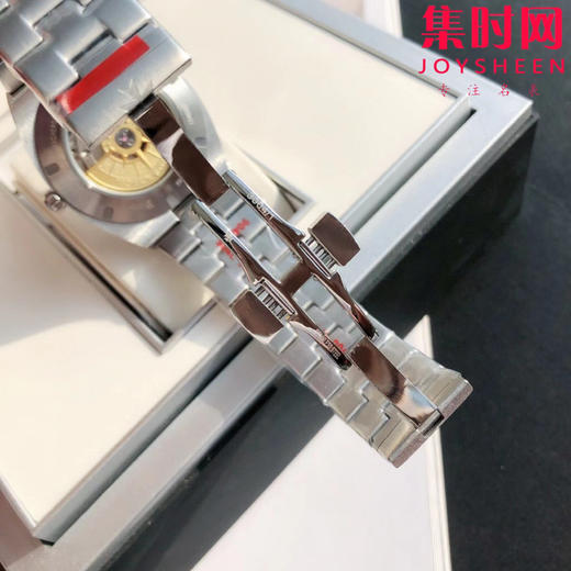 江诗丹顿纵横四海系列4500V 男士腕表
机芯：搭载进口西铁城 商品图8