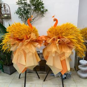 《百鸟之王》-大麦孔雀开业花篮一对