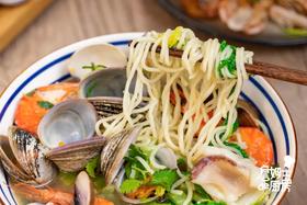 蛤蜊炒汤面