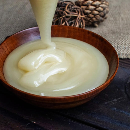 地理标志产品 东北野生黑蜂椴树雪蜜500克瓶装 雪蜜如脂 醇厚甘甜 商品图2