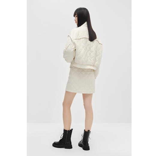 NEELLY纳俪商场同款立领短款外套女菱格显瘦休闲短款上衣百搭冬季N22101K01029 商品图4