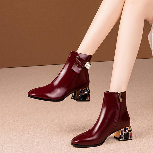 气质尖头马丁靴，粗跟职业女鞋 YT-8882 商品图3