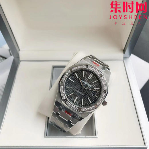 亲民版 爱彼皇家橡树系列AP15400
机芯：搭载进口西铁城 商品图4