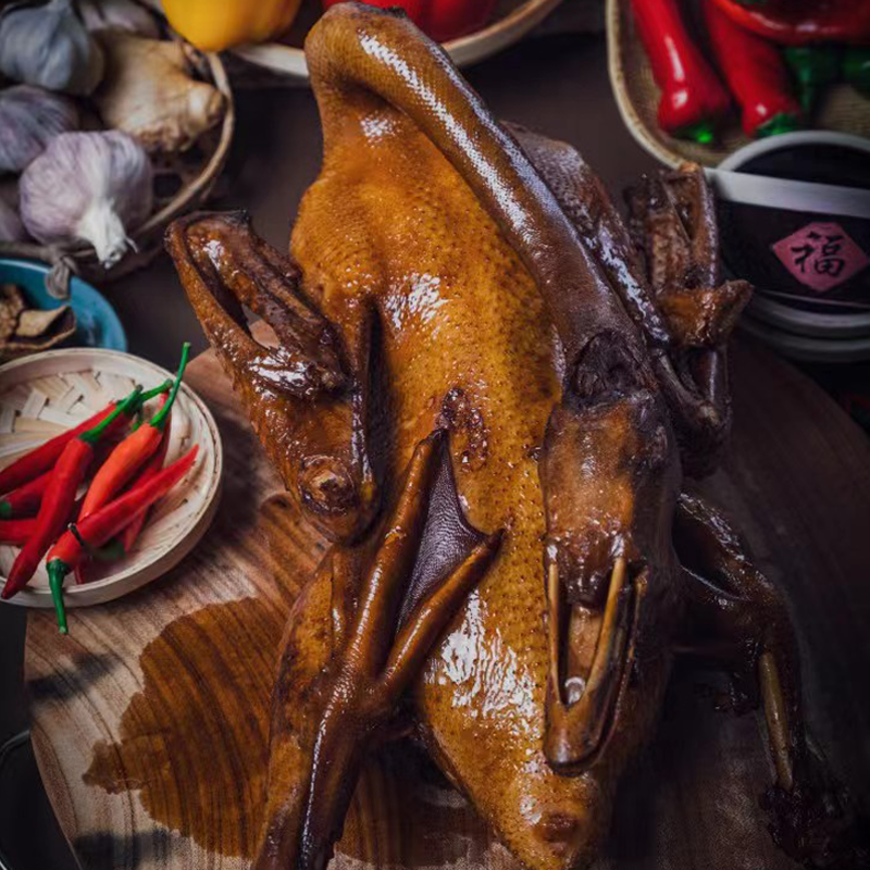 广式碌鹅  古法工艺 慢煮久闷 碌鹅美味又香醇