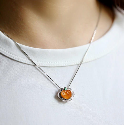 高冰到玻璃种黄翡芬达色如意18k白金钻石镶嵌 商品图9