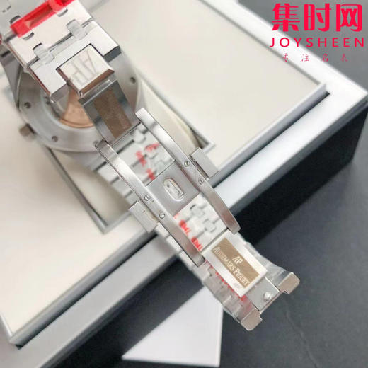 亲民版 爱彼皇家橡树系列AP15400
机芯：搭载进口西铁城 商品图8