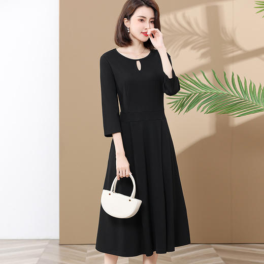 YCE  AW-1271气质显年轻大摆裙赫本风减龄显瘦款 商品图1