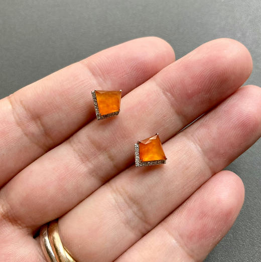 高冰种黄翡芬达色耳钉18k白金钻石镶嵌 商品图6