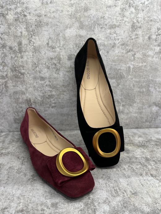 IUIU 22年秋季新品羊皮绒面浅口单鞋舒软鞋 U22CE37611 商品图1