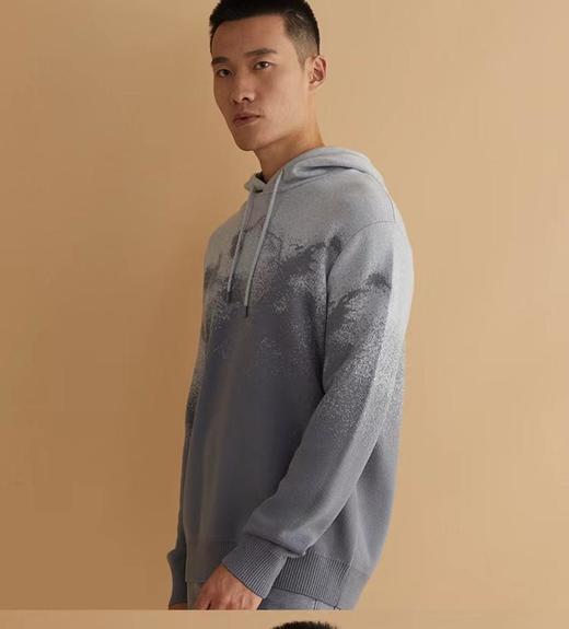 南4威可多长袖卫衣 商品图2