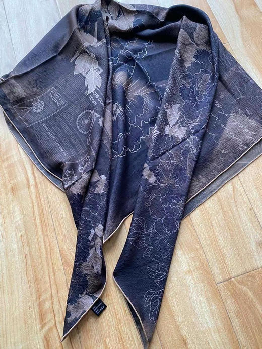 大丝巾 140*140。 绿色 灰色 蓝色 自己备注颜色 商品图12