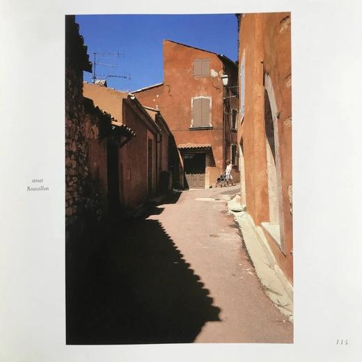 普罗旺斯摄影图集 150幅彩色插图 精装16开 商品图10