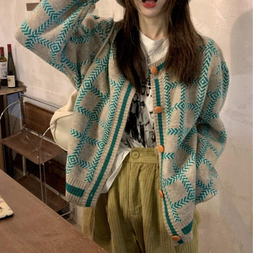 2022春秋新款日系复古慵懒撞色格子宽松针织开衫女毛衣外套上衣 商品图3