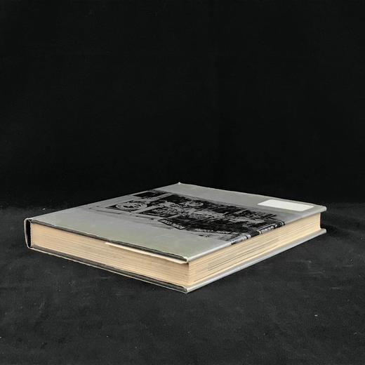 英国皇家剧团史 200余幅插图 精装16开 商品图2