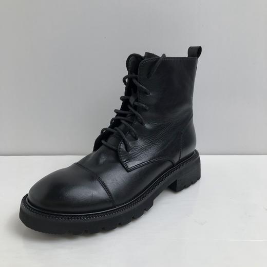 IUIU 质感帅气马丁靴立体圆头短靴 U21DS44091 商品图0