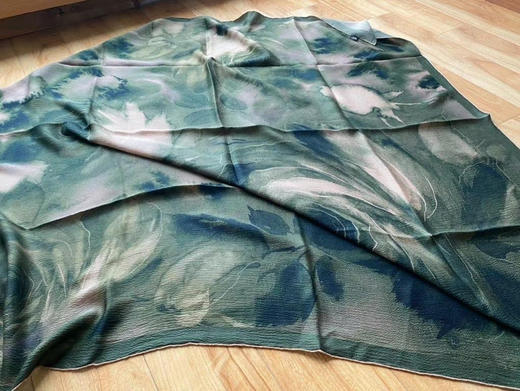 大丝巾 140*140。 绿色 灰色 蓝色 自己备注颜色 商品图2