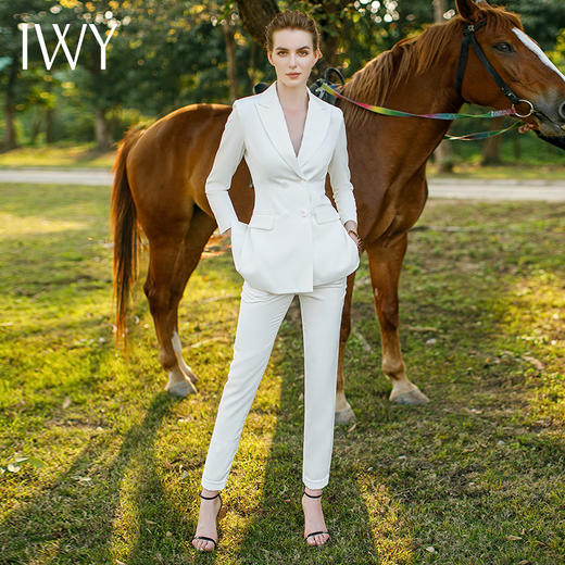 IWY/白色职业装西装套装女时尚西服高端正装美容师工作服长袖西装CP9130 商品图1