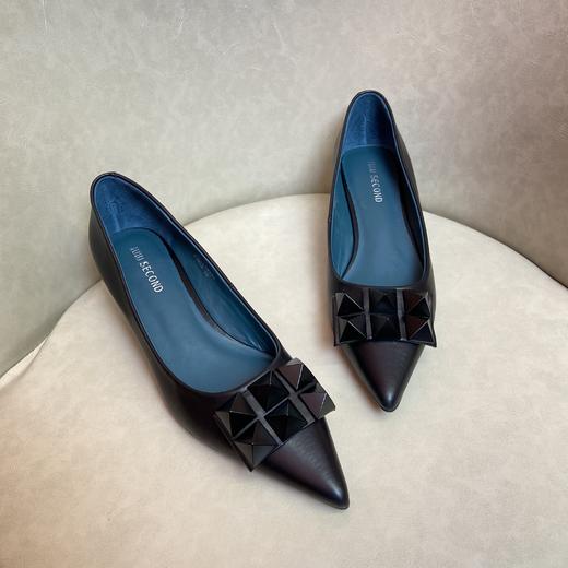 IUIU SECOND2022春季浅口单鞋时尚铆钉正装通勤高跟鞋商场同款 商品图1