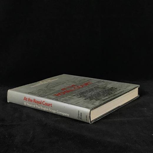 英国皇家剧团史 200余幅插图 精装16开 商品图1