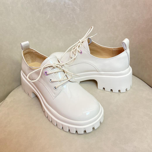 IUIU SECOND复古英伦小皮鞋女厚底2022春新休闲深口单鞋商场同款 商品图4