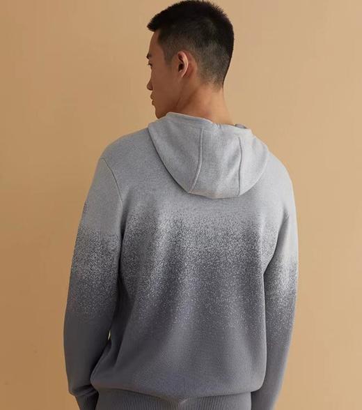 南4威可多长袖卫衣 商品图1