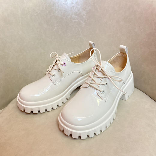 IUIU SECOND复古英伦小皮鞋女厚底2022春新休闲深口单鞋商场同款 商品图2