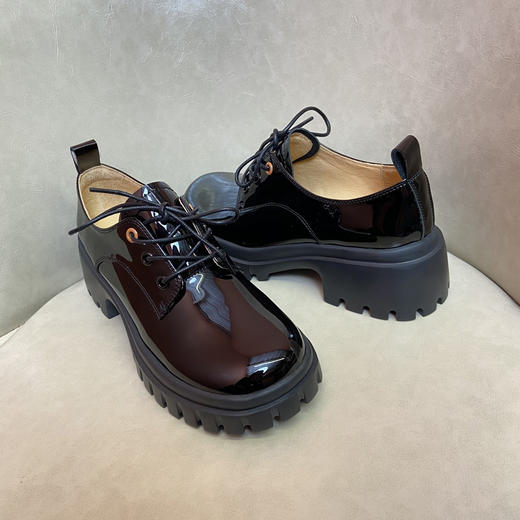 IUIU SECOND复古英伦小皮鞋女厚底2022春新休闲深口单鞋商场同款 商品图1