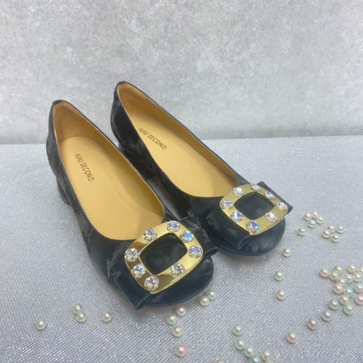 IUIU SECOND2022年秋季新款牛皮圆头浅口水钻单鞋女U22CE37401 商品图1