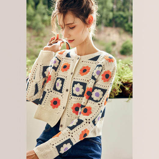 OLrain欧芮儿法式杏色针织开衫女秋季2022年新款复古修身圆领上衣 商品图3