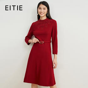 EITIE爱特爱新款高领收腰气质连衣裙6807512