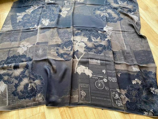 大丝巾 140*140。 绿色 灰色 蓝色 自己备注颜色 商品图10