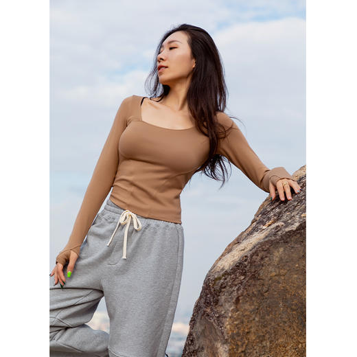 【再生纤维棉】-不对称领型修身长袖上衣 商品图3