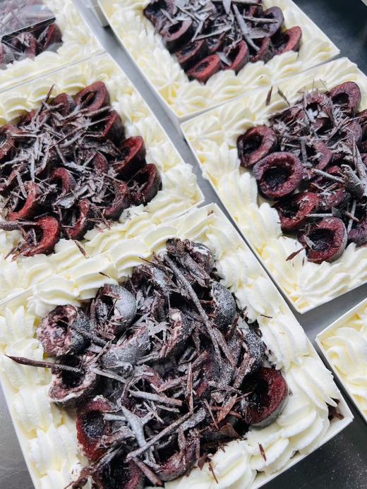 黑森林奶油盒子 商品图0