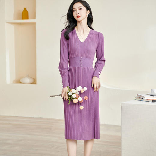 剩XL/S/L/M 米思阳2026春季新款优雅百搭纯色V领针织打底连衣裙百褶中长裙子2452 商品图1