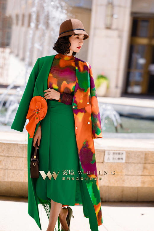 2202162 橙黄绿意 超密亲肤柔光缎上衣 雾境 商品图6