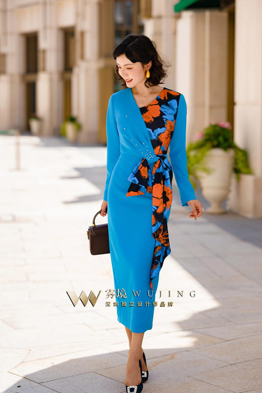 2202146 魅橘蓝影 高级双层乱麻 华尔缎定制印花连衣裙 雾境 商品图1