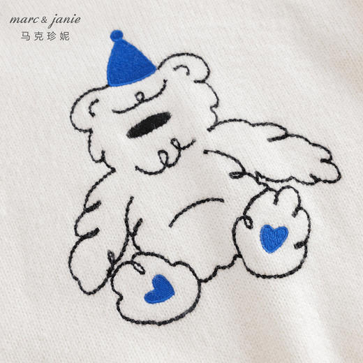 【柔蓝绒】马克珍妮秋冬新款 男童绣花小熊圆领毛衣221520 商品图4