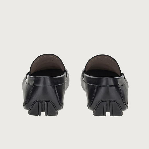 FERRAGAMO 菲拉格慕 男士半哑光小牛皮带标识的开车鞋 黑色 745444 商品图2
