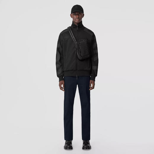 BURBERRY 巴宝莉 男士修身版型 Monogram 专属标识图案弹力棉斜纹棉布休闲裤 藏蓝色 8055174 B1488 商品图3