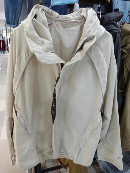 简约休组休闲外套 商品图1