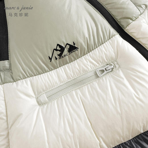 马克珍妮冬装新款 男童三色拼接超轻保暖羽绒服221737 商品图4
