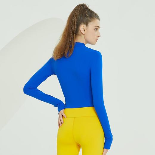 2022秋冬新品清莹上衣 商品图1