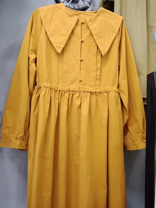 时尚女人组三素连衣裙 商品图0