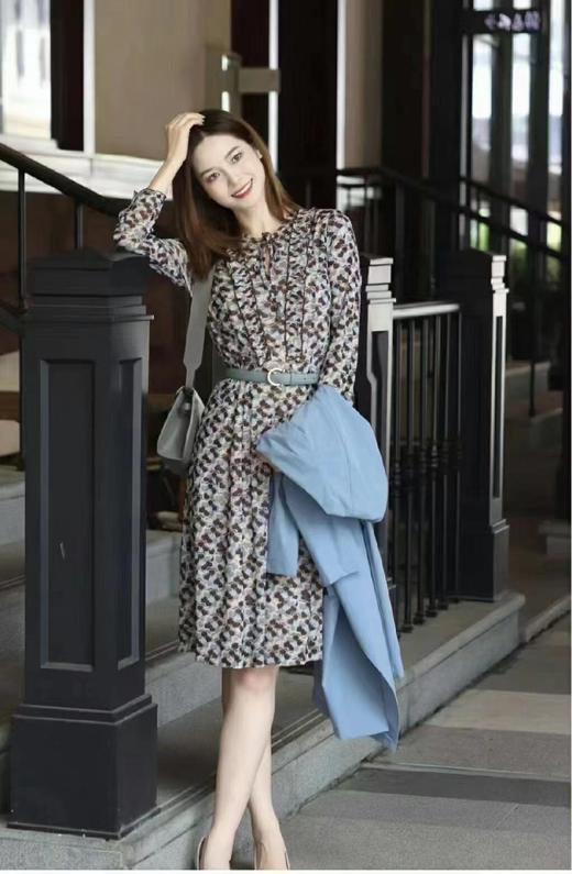 三色爱心，不同色的爱心结合，给人一种暖暖的心情； 商品图0