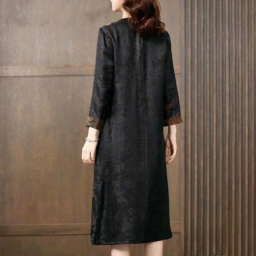 TK-8061 连衣裙长袖旗袍秋装洋气复古刺绣长裙 商品图4